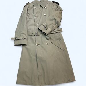 Rare!!! Newport harbor olive men’s size 40R trench coat